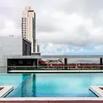 QuartierHomeSuites Modern Condo