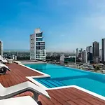 QuartierHomeSuites Modern Condo