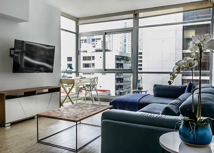 QuartierHomeSuites Modern Condo